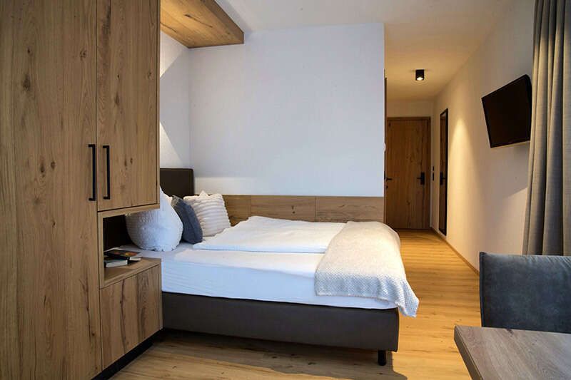 Zimmer mit Doppelbett